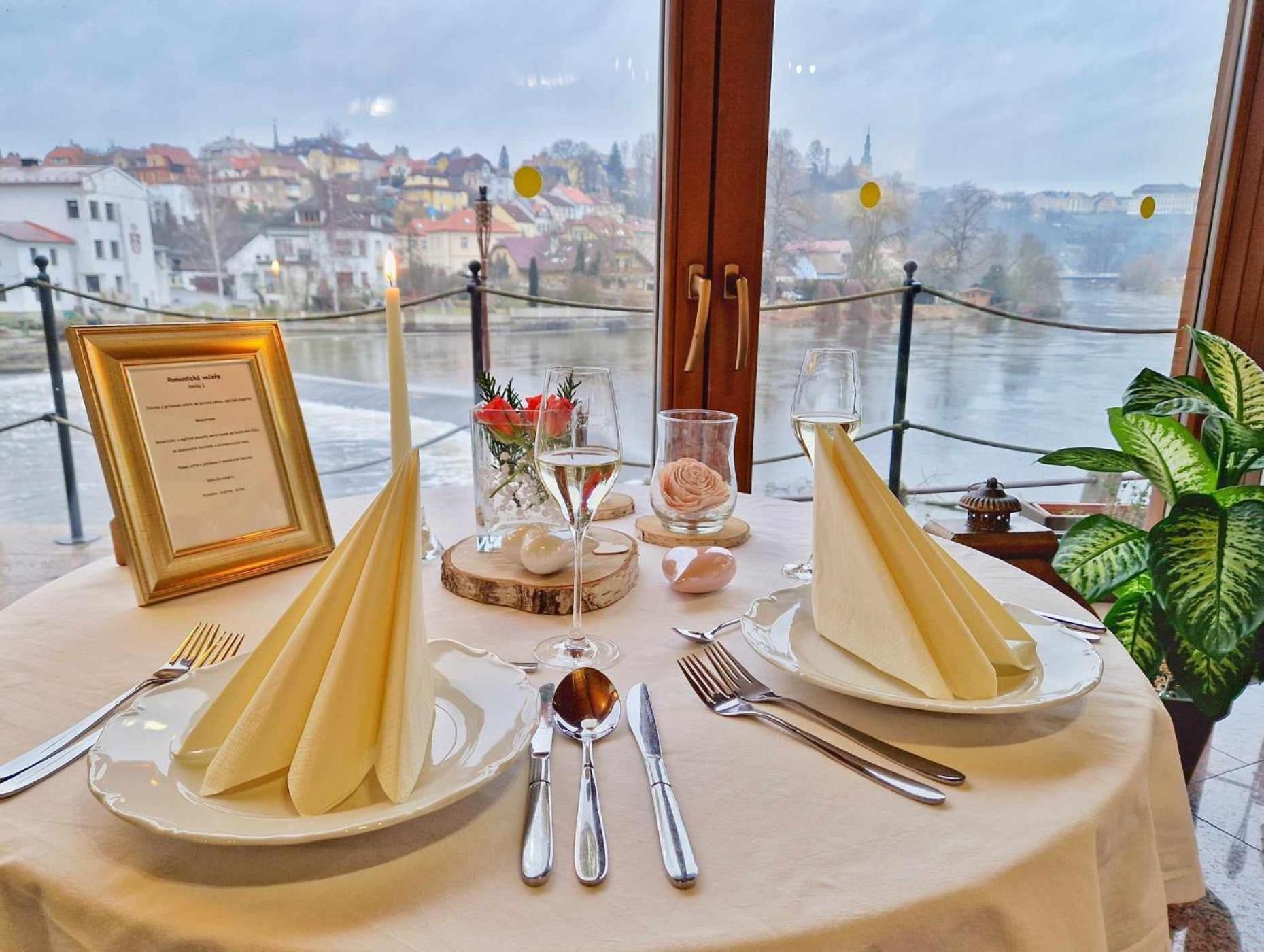 Romantik Hotel Eleonora Tábor Exteriér fotografie