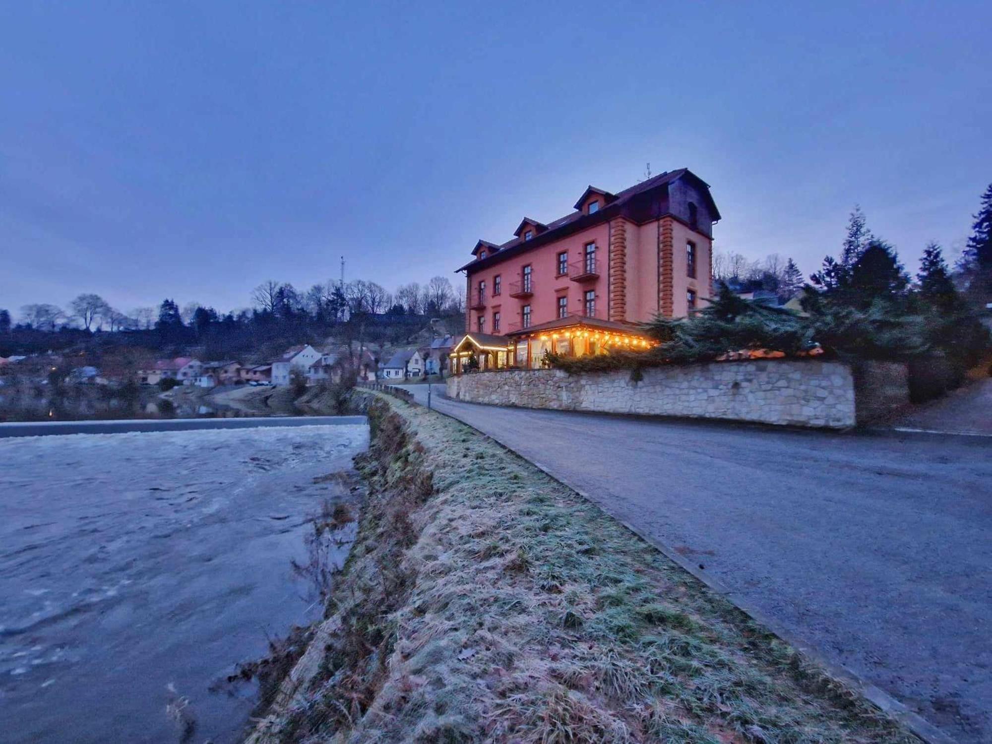 Romantik Hotel Eleonora Tábor Exteriér fotografie