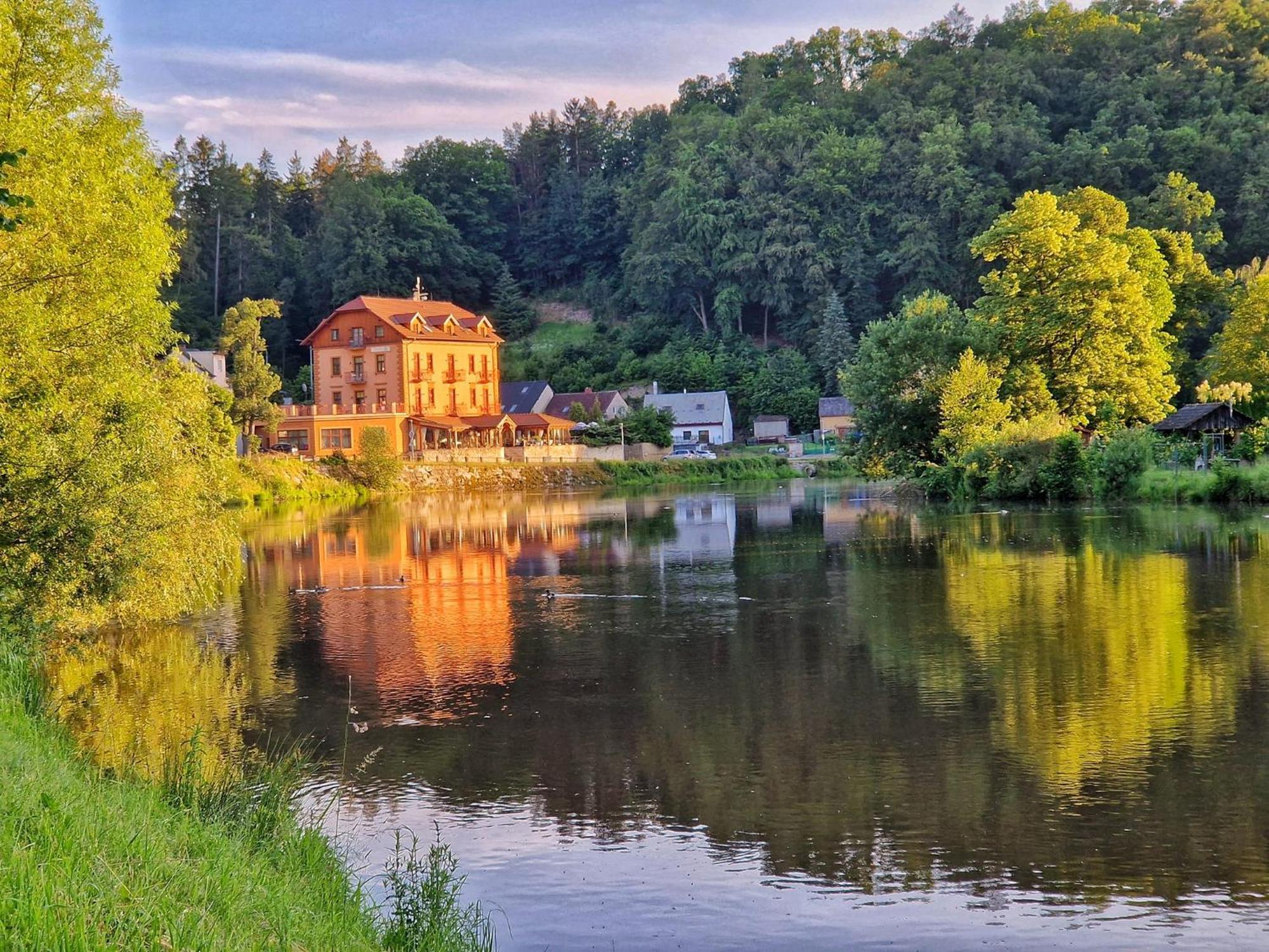 Romantik Hotel Eleonora Tábor Exteriér fotografie
